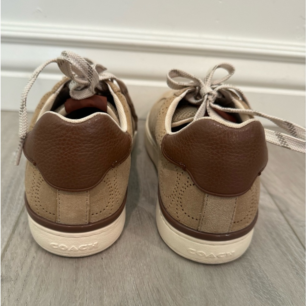 HOST PICK Coach women’s size 8D Euro 41 worn once, excellent condition - Picture 3 of 6